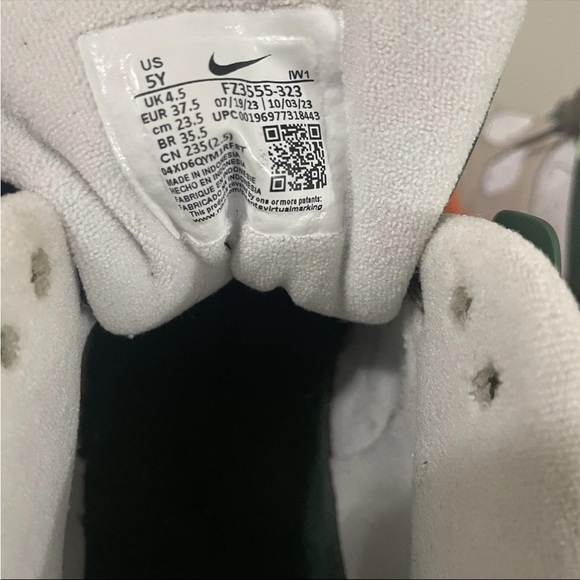 Nike Air Trainer 3 Youth Size 5Y Fir Orange Forest Green Retro Sneakers - Picture 4 of 6